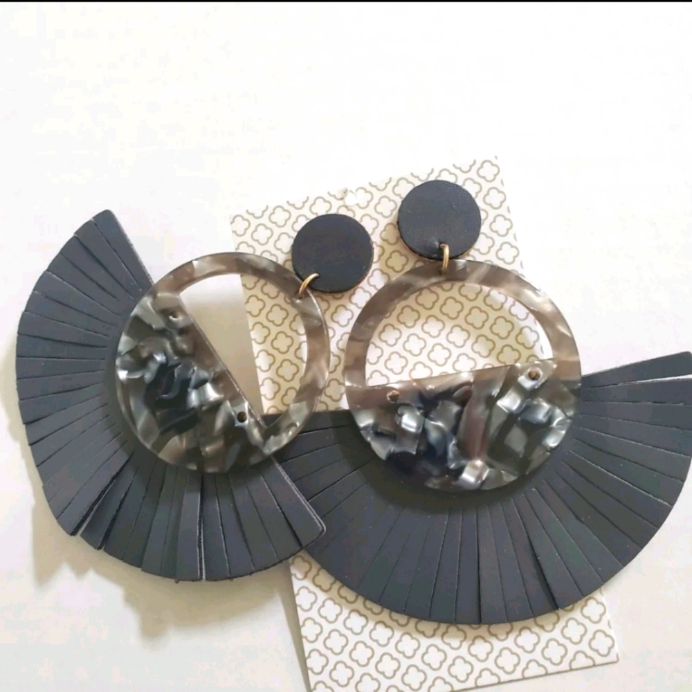 NWT Fringe Leather Abalone-Look   Statement Earrings